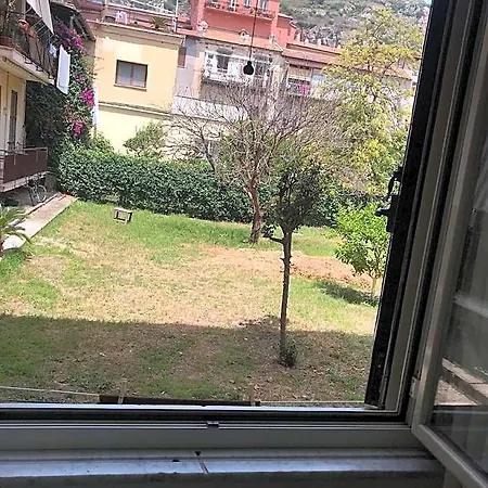 Euro Est Hotel 2*